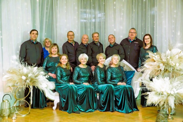 jauktais ansamblis Spīdala un Es atnākšu